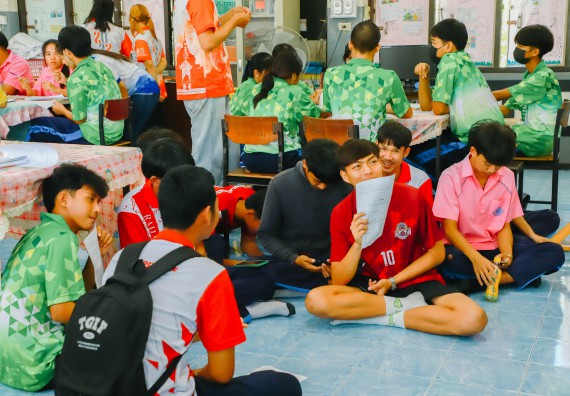 คณะวิทยาศาสตร์และเทคโนโลยี จัดค่ายวิทยาศาสตร์สัญจร ปีการศึกษา 2566  โรงเรียนระหานวิทยา 