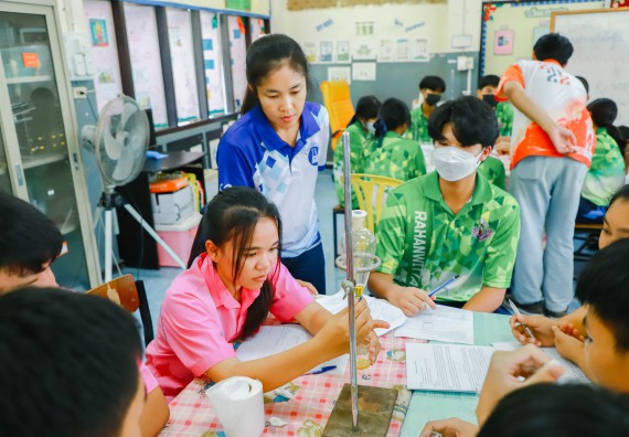 คณะวิทยาศาสตร์และเทคโนโลยี จัดค่ายวิทยาศาสตร์สัญจร ปีการศึกษา 2566  โรงเรียนระหานวิทยา 