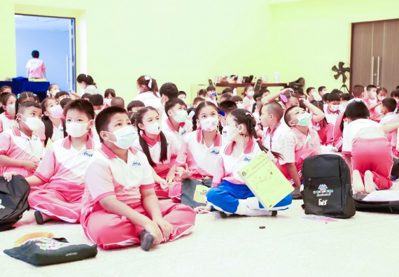 ภาพกิจกรรม  โครงการฝึกทักษะเพื่อพัฒนาอัจฉริยะภาพวิทยาศาสตร์ กิจกรรมค่ายวิทยาศาสตร์รุ่นจิ๋ว สำหรับนักเรียนห้องเรียนพิเศษคณิตศาสตร์ และวิทยาศาสตร์ (MSP)