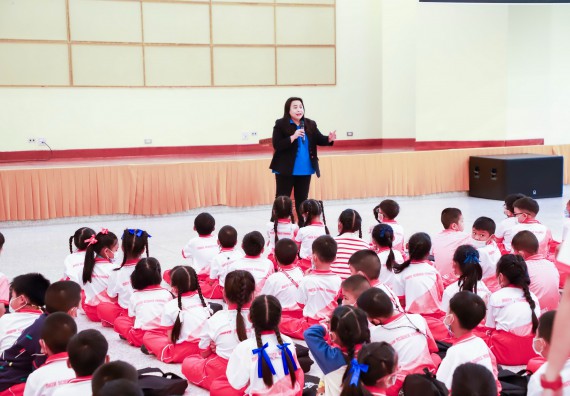 ภาพกิจกรรม  โครงการฝึกทักษะเพื่อพัฒนาอัจฉริยะภาพวิทยาศาสตร์ กิจกรรมค่ายวิทยาศาสตร์รุ่นจิ๋ว สำหรับนักเรียนห้องเรียนพิเศษคณิตศาสตร์ และวิทยาศาสตร์ (MSP)