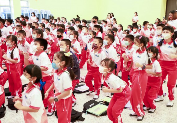 ภาพกิจกรรม  โครงการฝึกทักษะเพื่อพัฒนาอัจฉริยะภาพวิทยาศาสตร์ กิจกรรมค่ายวิทยาศาสตร์รุ่นจิ๋ว สำหรับนักเรียนห้องเรียนพิเศษคณิตศาสตร์ และวิทยาศาสตร์ (MSP)