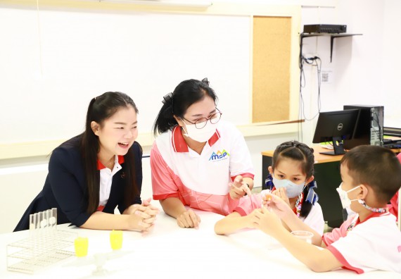 ภาพกิจกรรม  โครงการฝึกทักษะเพื่อพัฒนาอัจฉริยะภาพวิทยาศาสตร์ กิจกรรมค่ายวิทยาศาสตร์รุ่นจิ๋ว สำหรับนักเรียนห้องเรียนพิเศษคณิตศาสตร์ และวิทยาศาสตร์ (MSP)