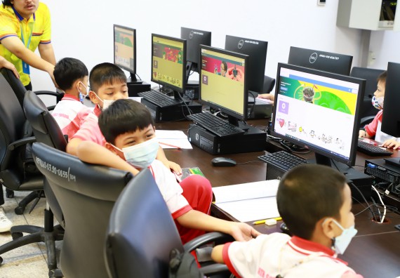 ภาพกิจกรรม  โครงการฝึกทักษะเพื่อพัฒนาอัจฉริยะภาพวิทยาศาสตร์ กิจกรรมค่ายวิทยาศาสตร์รุ่นจิ๋ว สำหรับนักเรียนห้องเรียนพิเศษคณิตศาสตร์ และวิทยาศาสตร์ (MSP)