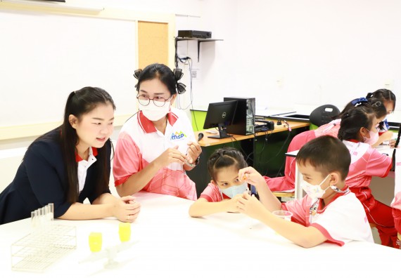 ภาพกิจกรรม  โครงการฝึกทักษะเพื่อพัฒนาอัจฉริยะภาพวิทยาศาสตร์ กิจกรรมค่ายวิทยาศาสตร์รุ่นจิ๋ว สำหรับนักเรียนห้องเรียนพิเศษคณิตศาสตร์ และวิทยาศาสตร์ (MSP)