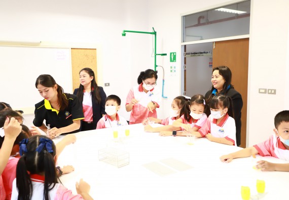 ภาพกิจกรรม  โครงการฝึกทักษะเพื่อพัฒนาอัจฉริยะภาพวิทยาศาสตร์ กิจกรรมค่ายวิทยาศาสตร์รุ่นจิ๋ว สำหรับนักเรียนห้องเรียนพิเศษคณิตศาสตร์ และวิทยาศาสตร์ (MSP)