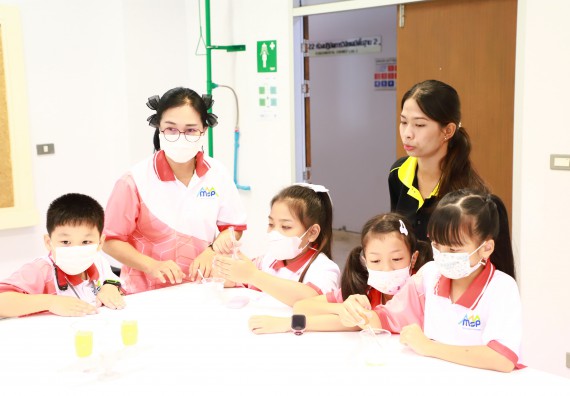 ภาพกิจกรรม  โครงการฝึกทักษะเพื่อพัฒนาอัจฉริยะภาพวิทยาศาสตร์ กิจกรรมค่ายวิทยาศาสตร์รุ่นจิ๋ว สำหรับนักเรียนห้องเรียนพิเศษคณิตศาสตร์ และวิทยาศาสตร์ (MSP)