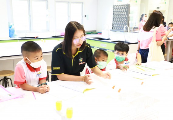 ภาพกิจกรรม  โครงการฝึกทักษะเพื่อพัฒนาอัจฉริยะภาพวิทยาศาสตร์ กิจกรรมค่ายวิทยาศาสตร์รุ่นจิ๋ว สำหรับนักเรียนห้องเรียนพิเศษคณิตศาสตร์ และวิทยาศาสตร์ (MSP)