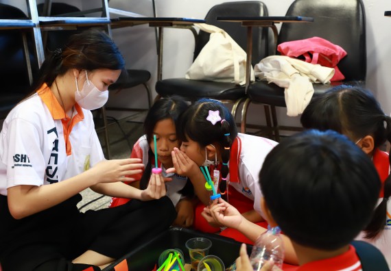 ภาพกิจกรรม  โครงการฝึกทักษะเพื่อพัฒนาอัจฉริยะภาพวิทยาศาสตร์ กิจกรรมค่ายวิทยาศาสตร์รุ่นจิ๋ว สำหรับนักเรียนห้องเรียนพิเศษคณิตศาสตร์ และวิทยาศาสตร์ (MSP)