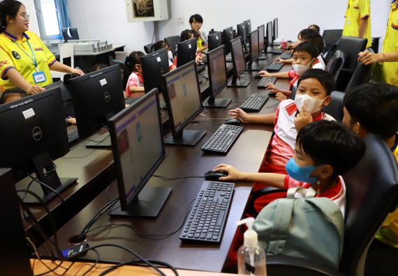 ภาพกิจกรรม  โครงการฝึกทักษะเพื่อพัฒนาอัจฉริยะภาพวิทยาศาสตร์ กิจกรรมค่ายวิทยาศาสตร์รุ่นจิ๋ว สำหรับนักเรียนห้องเรียนพิเศษคณิตศาสตร์ และวิทยาศาสตร์ (MSP)