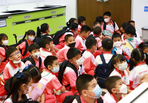 ภาพกิจกรรม  โครงการฝึกทักษะเพื่อพัฒนาอัจฉริยะภาพวิทยาศาสตร์ กิจกรรมค่ายวิทยาศาสตร์รุ่นจิ๋ว สำหรับนักเรียนห้องเรียนพิเศษคณิตศาสตร์ และวิทยาศาสตร์ (MSP)