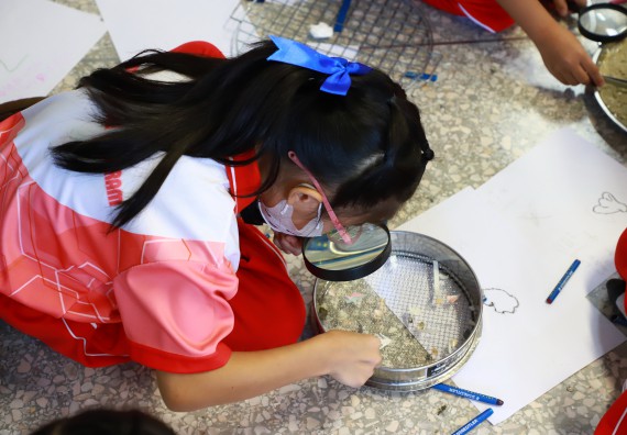 ภาพกิจกรรม  โครงการฝึกทักษะเพื่อพัฒนาอัจฉริยะภาพวิทยาศาสตร์ กิจกรรมค่ายวิทยาศาสตร์รุ่นจิ๋ว สำหรับนักเรียนห้องเรียนพิเศษคณิตศาสตร์ และวิทยาศาสตร์ (MSP)