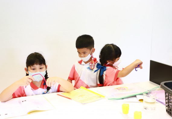 ภาพกิจกรรม  โครงการฝึกทักษะเพื่อพัฒนาอัจฉริยะภาพวิทยาศาสตร์ กิจกรรมค่ายวิทยาศาสตร์รุ่นจิ๋ว สำหรับนักเรียนห้องเรียนพิเศษคณิตศาสตร์ และวิทยาศาสตร์ (MSP)