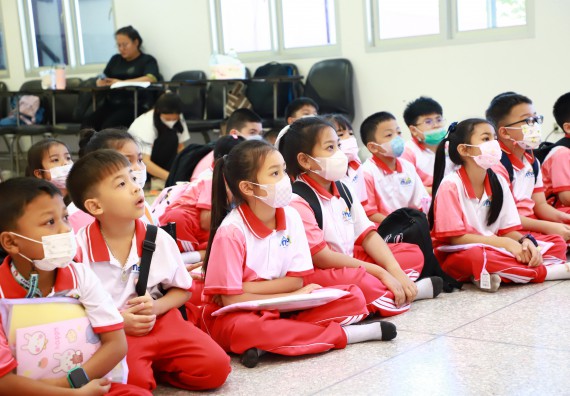 ภาพกิจกรรม  โครงการฝึกทักษะเพื่อพัฒนาอัจฉริยะภาพวิทยาศาสตร์ กิจกรรมค่ายวิทยาศาสตร์รุ่นจิ๋ว สำหรับนักเรียนห้องเรียนพิเศษคณิตศาสตร์ และวิทยาศาสตร์ (MSP)