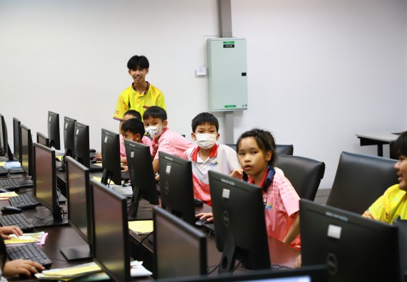 ภาพกิจกรรม  โครงการฝึกทักษะเพื่อพัฒนาอัจฉริยะภาพวิทยาศาสตร์ กิจกรรมค่ายวิทยาศาสตร์รุ่นจิ๋ว สำหรับนักเรียนห้องเรียนพิเศษคณิตศาสตร์ และวิทยาศาสตร์ (MSP)