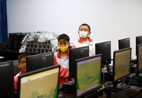 ภาพกิจกรรม  โครงการฝึกทักษะเพื่อพัฒนาอัจฉริยะภาพวิทยาศาสตร์ กิจกรรมค่ายวิทยาศาสตร์รุ่นจิ๋ว สำหรับนักเรียนห้องเรียนพิเศษคณิตศาสตร์ และวิทยาศาสตร์ (MSP)