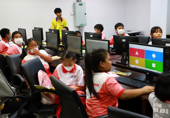 ภาพกิจกรรม  โครงการฝึกทักษะเพื่อพัฒนาอัจฉริยะภาพวิทยาศาสตร์ กิจกรรมค่ายวิทยาศาสตร์รุ่นจิ๋ว สำหรับนักเรียนห้องเรียนพิเศษคณิตศาสตร์ และวิทยาศาสตร์ (MSP)