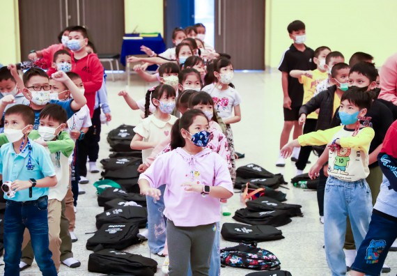 ภาพกิจกรรม  โครงการฝึกทักษะเพื่อพัฒนาอัจฉริยะภาพวิทยาศาสตร์ กิจกรรมค่ายวิทยาศาสตร์รุ่นจิ๋ว สำหรับนักเรียนห้องเรียนพิเศษคณิตศาสตร์ และวิทยาศาสตร์ (MSP)