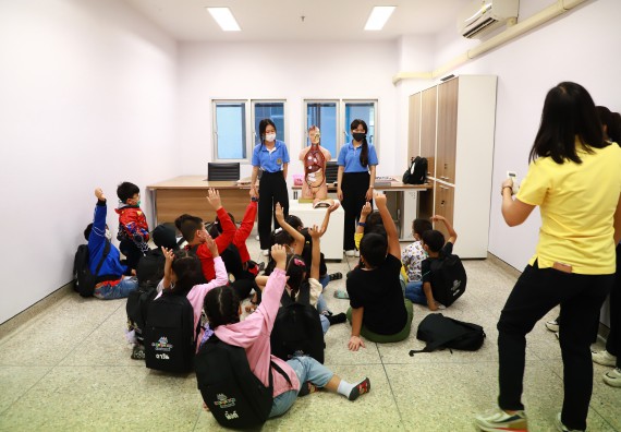 ภาพกิจกรรม  โครงการฝึกทักษะเพื่อพัฒนาอัจฉริยะภาพวิทยาศาสตร์ กิจกรรมค่ายวิทยาศาสตร์รุ่นจิ๋ว สำหรับนักเรียนห้องเรียนพิเศษคณิตศาสตร์ และวิทยาศาสตร์ (MSP)