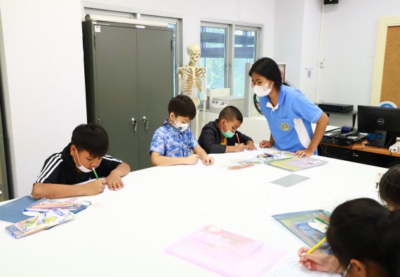 ภาพกิจกรรม  โครงการฝึกทักษะเพื่อพัฒนาอัจฉริยะภาพวิทยาศาสตร์ กิจกรรมค่ายวิทยาศาสตร์รุ่นจิ๋ว สำหรับนักเรียนห้องเรียนพิเศษคณิตศาสตร์ และวิทยาศาสตร์ (MSP)