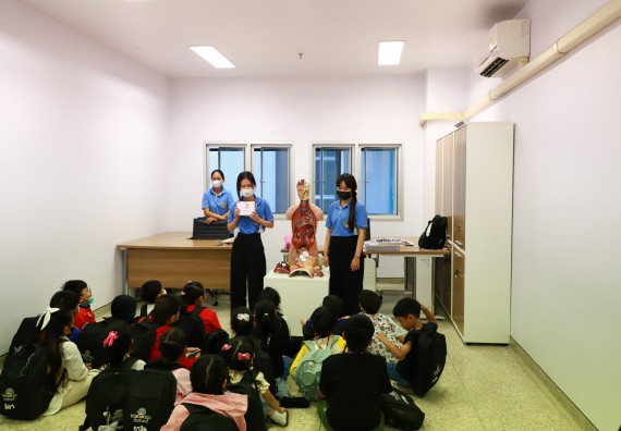 ภาพกิจกรรม  โครงการฝึกทักษะเพื่อพัฒนาอัจฉริยะภาพวิทยาศาสตร์ กิจกรรมค่ายวิทยาศาสตร์รุ่นจิ๋ว สำหรับนักเรียนห้องเรียนพิเศษคณิตศาสตร์ และวิทยาศาสตร์ (MSP)