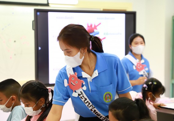 ภาพกิจกรรม  โครงการฝึกทักษะเพื่อพัฒนาอัจฉริยะภาพวิทยาศาสตร์ กิจกรรมค่ายวิทยาศาสตร์รุ่นจิ๋ว สำหรับนักเรียนห้องเรียนพิเศษคณิตศาสตร์ และวิทยาศาสตร์ (MSP)