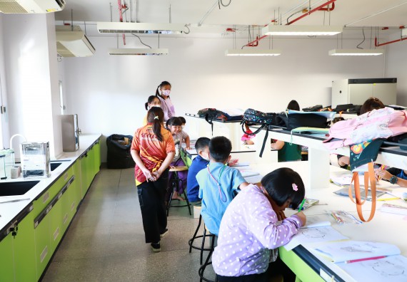 ภาพกิจกรรม  โครงการฝึกทักษะเพื่อพัฒนาอัจฉริยะภาพวิทยาศาสตร์ กิจกรรมค่ายวิทยาศาสตร์รุ่นจิ๋ว สำหรับนักเรียนห้องเรียนพิเศษคณิตศาสตร์ และวิทยาศาสตร์ (MSP)