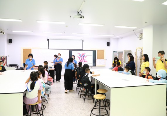 ภาพกิจกรรม  โครงการฝึกทักษะเพื่อพัฒนาอัจฉริยะภาพวิทยาศาสตร์ กิจกรรมค่ายวิทยาศาสตร์รุ่นจิ๋ว สำหรับนักเรียนห้องเรียนพิเศษคณิตศาสตร์ และวิทยาศาสตร์ (MSP)