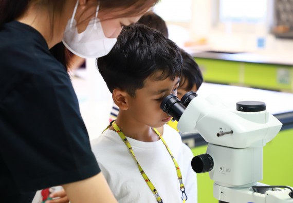 ภาพกิจกรรม  โครงการฝึกทักษะเพื่อพัฒนาอัจฉริยะภาพวิทยาศาสตร์ กิจกรรมค่ายวิทยาศาสตร์รุ่นจิ๋ว สำหรับนักเรียนห้องเรียนพิเศษคณิตศาสตร์ และวิทยาศาสตร์ (MSP)