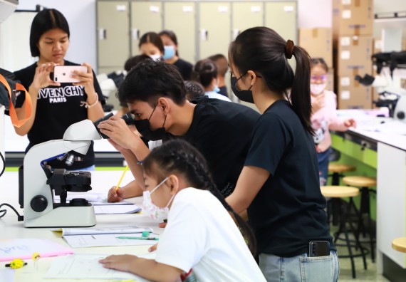 ภาพกิจกรรม  โครงการฝึกทักษะเพื่อพัฒนาอัจฉริยะภาพวิทยาศาสตร์ กิจกรรมค่ายวิทยาศาสตร์รุ่นจิ๋ว สำหรับนักเรียนห้องเรียนพิเศษคณิตศาสตร์ และวิทยาศาสตร์ (MSP)