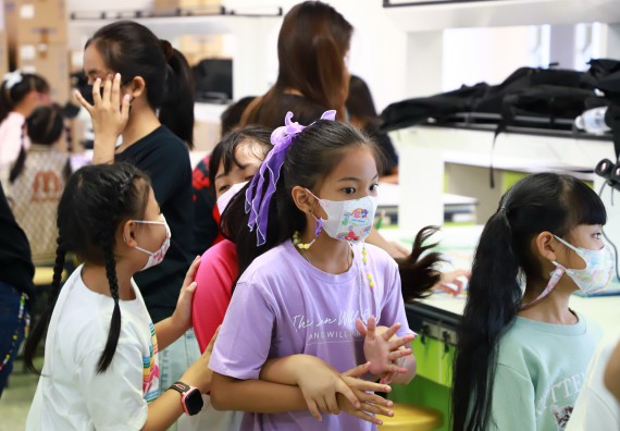 ภาพกิจกรรม  โครงการฝึกทักษะเพื่อพัฒนาอัจฉริยะภาพวิทยาศาสตร์ กิจกรรมค่ายวิทยาศาสตร์รุ่นจิ๋ว สำหรับนักเรียนห้องเรียนพิเศษคณิตศาสตร์ และวิทยาศาสตร์ (MSP)