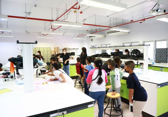 ภาพกิจกรรม  โครงการฝึกทักษะเพื่อพัฒนาอัจฉริยะภาพวิทยาศาสตร์ กิจกรรมค่ายวิทยาศาสตร์รุ่นจิ๋ว สำหรับนักเรียนห้องเรียนพิเศษคณิตศาสตร์ และวิทยาศาสตร์ (MSP)