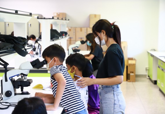 ภาพกิจกรรม  โครงการฝึกทักษะเพื่อพัฒนาอัจฉริยะภาพวิทยาศาสตร์ กิจกรรมค่ายวิทยาศาสตร์รุ่นจิ๋ว สำหรับนักเรียนห้องเรียนพิเศษคณิตศาสตร์ และวิทยาศาสตร์ (MSP)