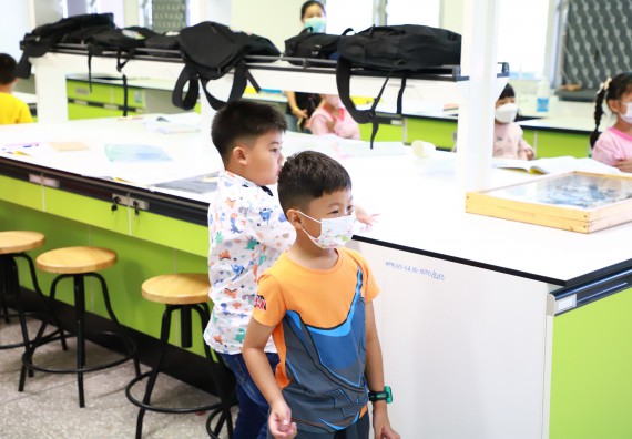 ภาพกิจกรรม  โครงการฝึกทักษะเพื่อพัฒนาอัจฉริยะภาพวิทยาศาสตร์ กิจกรรมค่ายวิทยาศาสตร์รุ่นจิ๋ว สำหรับนักเรียนห้องเรียนพิเศษคณิตศาสตร์ และวิทยาศาสตร์ (MSP)