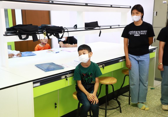 ภาพกิจกรรม  โครงการฝึกทักษะเพื่อพัฒนาอัจฉริยะภาพวิทยาศาสตร์ กิจกรรมค่ายวิทยาศาสตร์รุ่นจิ๋ว สำหรับนักเรียนห้องเรียนพิเศษคณิตศาสตร์ และวิทยาศาสตร์ (MSP)