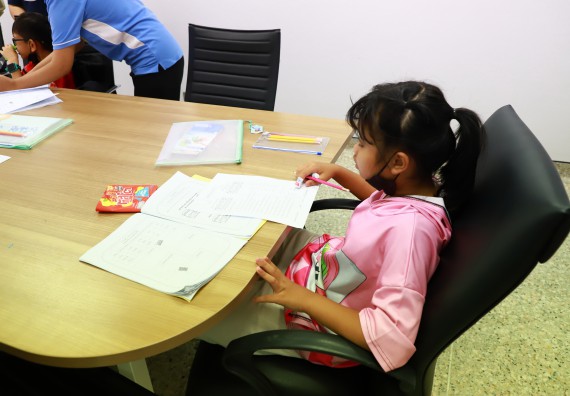 ภาพกิจกรรม  โครงการฝึกทักษะเพื่อพัฒนาอัจฉริยะภาพวิทยาศาสตร์ กิจกรรมค่ายวิทยาศาสตร์รุ่นจิ๋ว สำหรับนักเรียนห้องเรียนพิเศษคณิตศาสตร์ และวิทยาศาสตร์ (MSP)