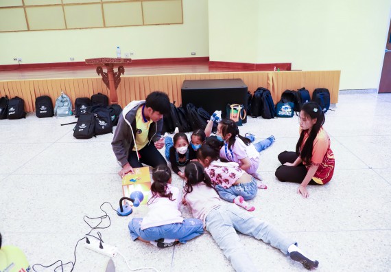 ภาพกิจกรรม  โครงการฝึกทักษะเพื่อพัฒนาอัจฉริยะภาพวิทยาศาสตร์ กิจกรรมค่ายวิทยาศาสตร์รุ่นจิ๋ว สำหรับนักเรียนห้องเรียนพิเศษคณิตศาสตร์ และวิทยาศาสตร์ (MSP)