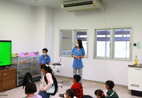 ภาพกิจกรรม  โครงการฝึกทักษะเพื่อพัฒนาอัจฉริยะภาพวิทยาศาสตร์ กิจกรรมค่ายวิทยาศาสตร์รุ่นจิ๋ว สำหรับนักเรียนห้องเรียนพิเศษคณิตศาสตร์ และวิทยาศาสตร์ (MSP)