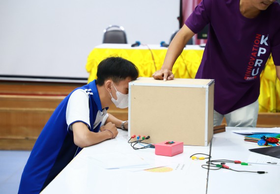 ภาพกิจกรรม  คณะวิทยาศาสตร์และเทคโนโลยี จัดค่ายวิทยาศาสตร์สัญจร ปีการศึกษา 2566  โรงเรียนผดุงปัญญา