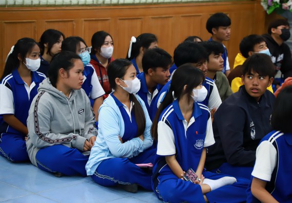 ภาพกิจกรรม  คณะวิทยาศาสตร์และเทคโนโลยี จัดค่ายวิทยาศาสตร์สัญจร ปีการศึกษา 2566  โรงเรียนผดุงปัญญา