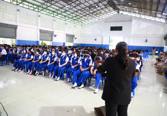 ภาพกิจกรรม  คณะวิทยาศาสตร์และเทคโนโลยี จัดค่ายวิทยาศาสตร์สัญจร ปีการศึกษา 2566  โรงเรียนผดุงปัญญา