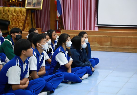 ภาพกิจกรรม  คณะวิทยาศาสตร์และเทคโนโลยี จัดค่ายวิทยาศาสตร์สัญจร ปีการศึกษา 2566  โรงเรียนผดุงปัญญา