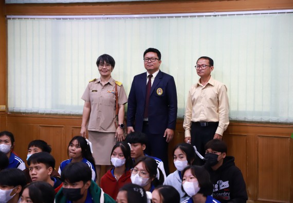 ภาพกิจกรรม  คณะวิทยาศาสตร์และเทคโนโลยี จัดค่ายวิทยาศาสตร์สัญจร ปีการศึกษา 2566  โรงเรียนผดุงปัญญา