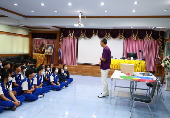 ภาพกิจกรรม  คณะวิทยาศาสตร์และเทคโนโลยี จัดค่ายวิทยาศาสตร์สัญจร ปีการศึกษา 2566  โรงเรียนผดุงปัญญา