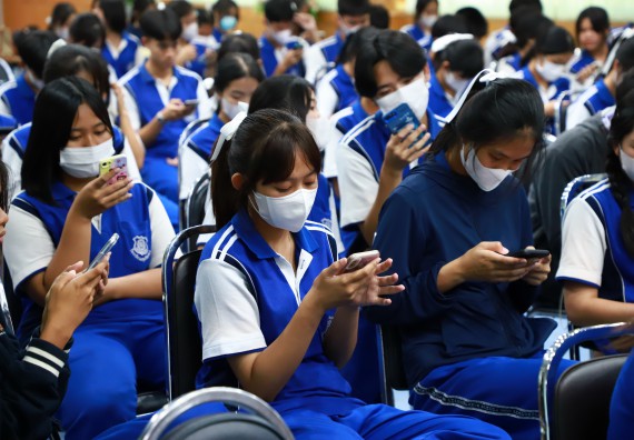 ภาพกิจกรรม  คณะวิทยาศาสตร์และเทคโนโลยี จัดค่ายวิทยาศาสตร์สัญจร ปีการศึกษา 2566  โรงเรียนผดุงปัญญา