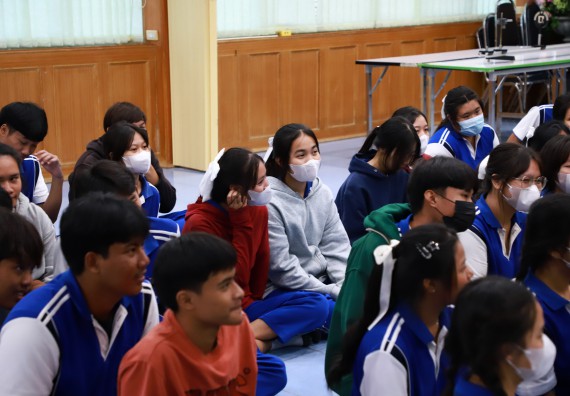 ภาพกิจกรรม  คณะวิทยาศาสตร์และเทคโนโลยี จัดค่ายวิทยาศาสตร์สัญจร ปีการศึกษา 2566  โรงเรียนผดุงปัญญา