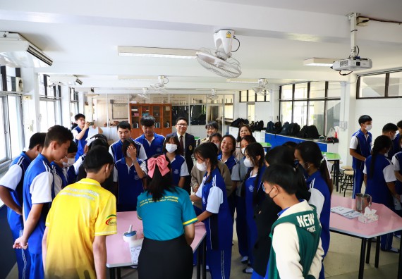 ภาพกิจกรรม  คณะวิทยาศาสตร์และเทคโนโลยี จัดค่ายวิทยาศาสตร์สัญจร ปีการศึกษา 2566  โรงเรียนผดุงปัญญา