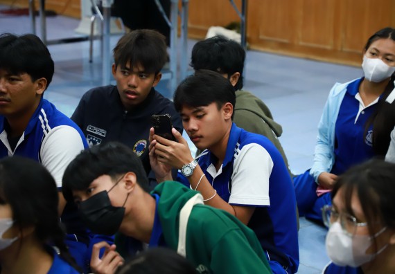 ภาพกิจกรรม  คณะวิทยาศาสตร์และเทคโนโลยี จัดค่ายวิทยาศาสตร์สัญจร ปีการศึกษา 2566  โรงเรียนผดุงปัญญา