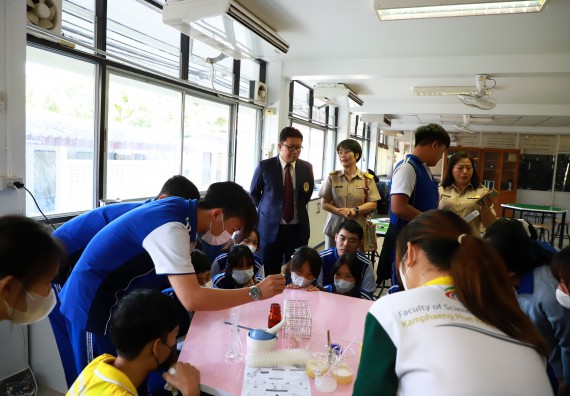 ภาพกิจกรรม  คณะวิทยาศาสตร์และเทคโนโลยี จัดค่ายวิทยาศาสตร์สัญจร ปีการศึกษา 2566  โรงเรียนผดุงปัญญา