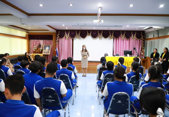 ภาพกิจกรรม  คณะวิทยาศาสตร์และเทคโนโลยี จัดค่ายวิทยาศาสตร์สัญจร ปีการศึกษา 2566  โรงเรียนผดุงปัญญา