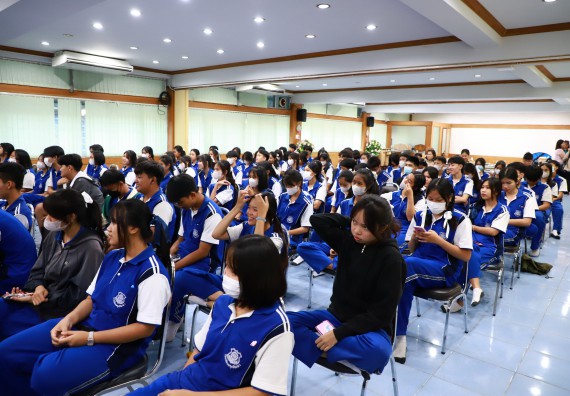 ภาพกิจกรรม  คณะวิทยาศาสตร์และเทคโนโลยี จัดค่ายวิทยาศาสตร์สัญจร ปีการศึกษา 2566  โรงเรียนผดุงปัญญา